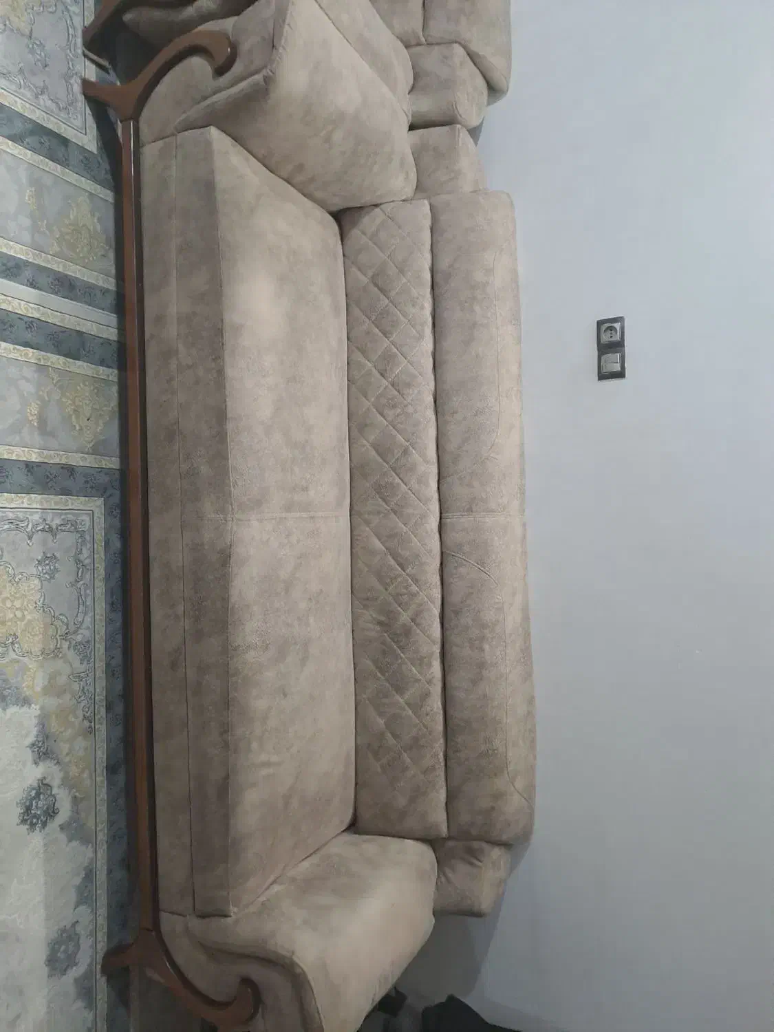 مبل راحتی چستر۸ نفره|مبلمان خانگی و میز عسلی|تربت‌حیدریه, مظفریه|دیوار