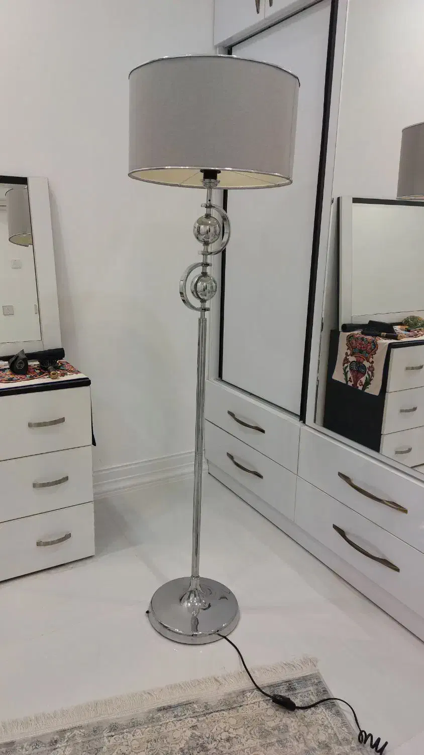 آباژور ایستاده|چراغ خواب و آباژور|جم, |دیوار