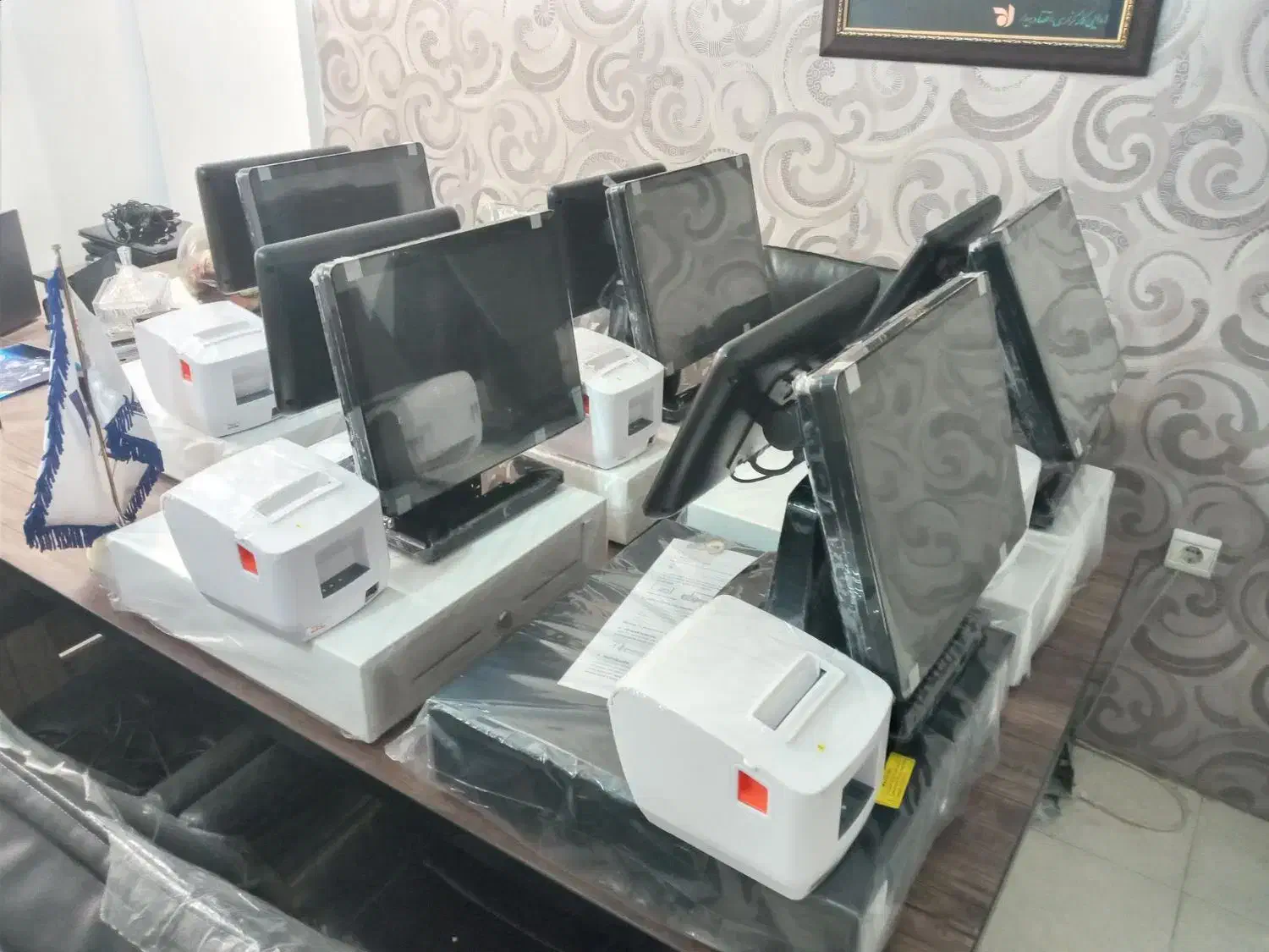 صندوق فروشگاهی لمسی کامپیوتر تاچ|فروشگاه و مغازه|مشهد, هفت تیر (حافظ)|دیوار