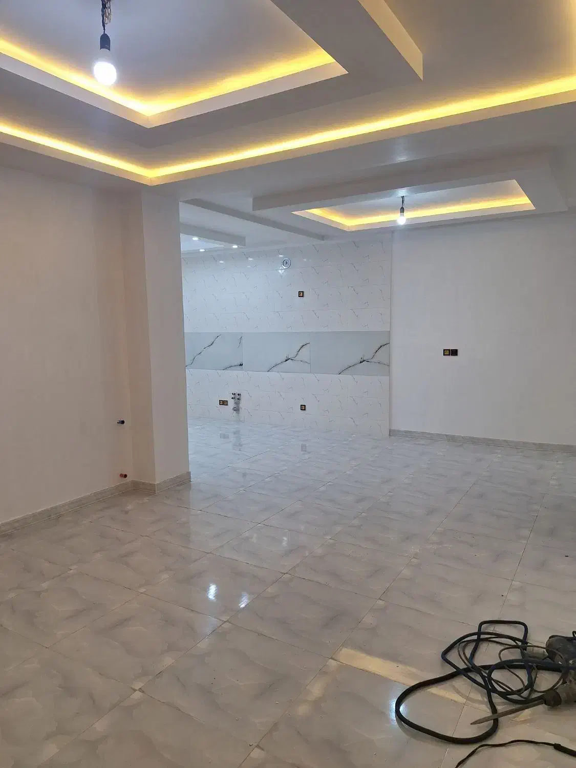 اجاره یک واحد ویلایی|اجارهٔ خانه و ویلا|پره‌سر, |دیوار