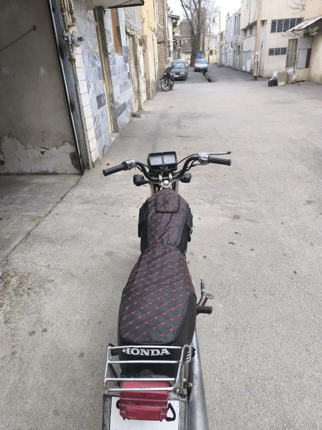 موتور مدل ۸۳پلاک قدیم|موتورسیکلت|بروجرد, |دیوار