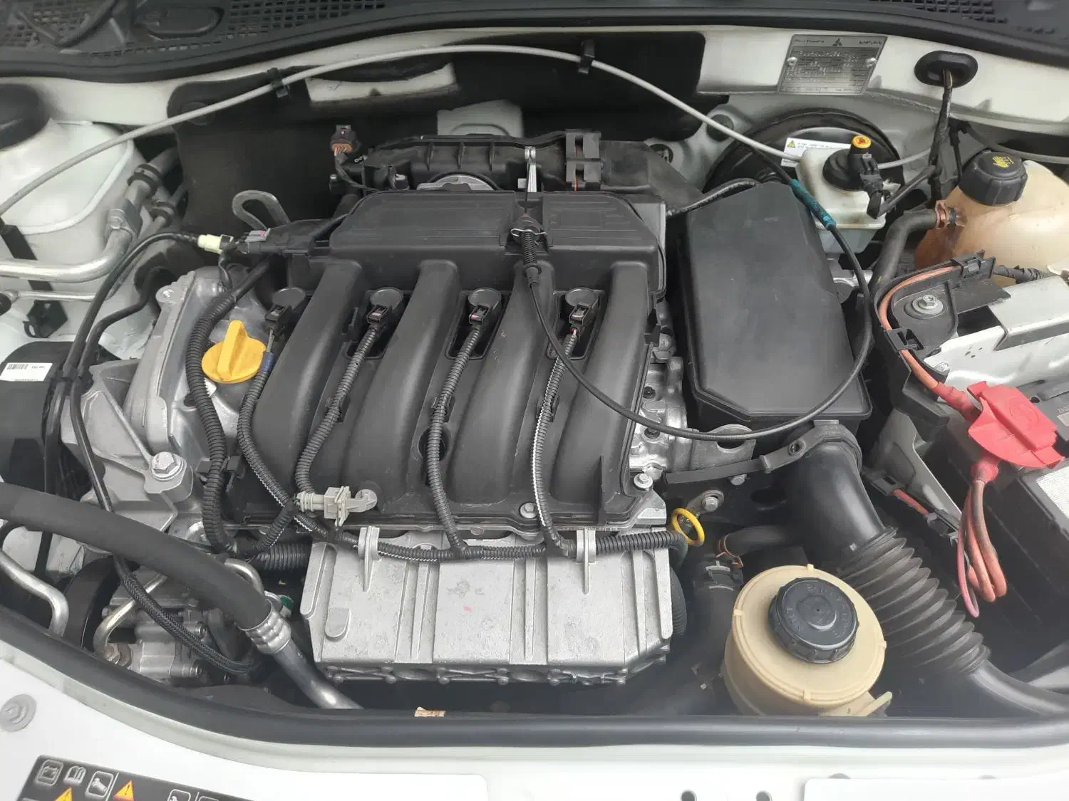 فروش نقدی یا معاوضه با النترا یا توسان یا سراتو|خودرو سواری و وانت|رشت, جانبازان|دیوار