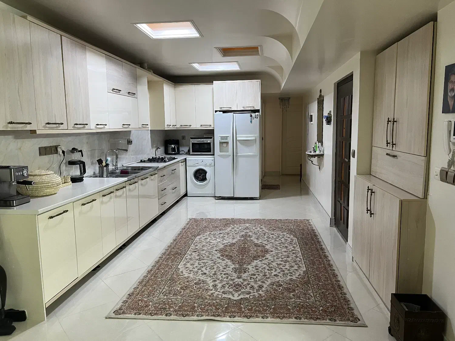 کابینت های گلس|مصالح و تجهیزات ساختمان|قم, شهرک قدس|دیوار