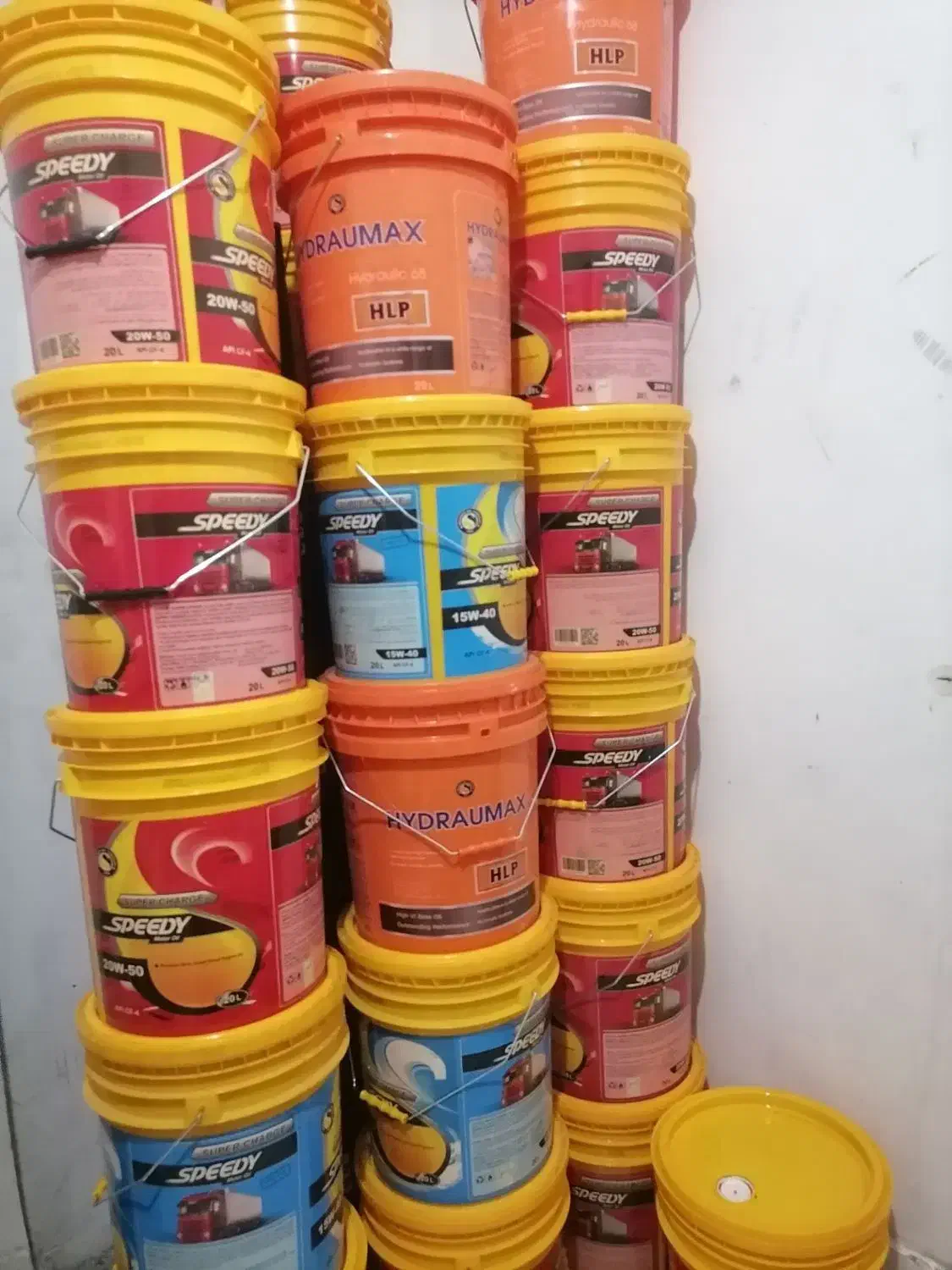 سطل خالی|لوازم نظافت|بیرجند, |دیوار