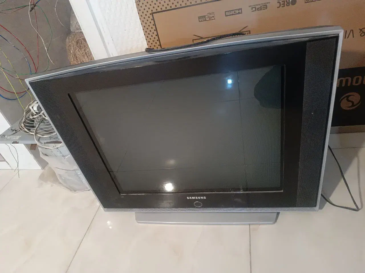 تلویزیون ۲۹اینچ|تلویزیون و پروژکتور|تبریز, |دیوار