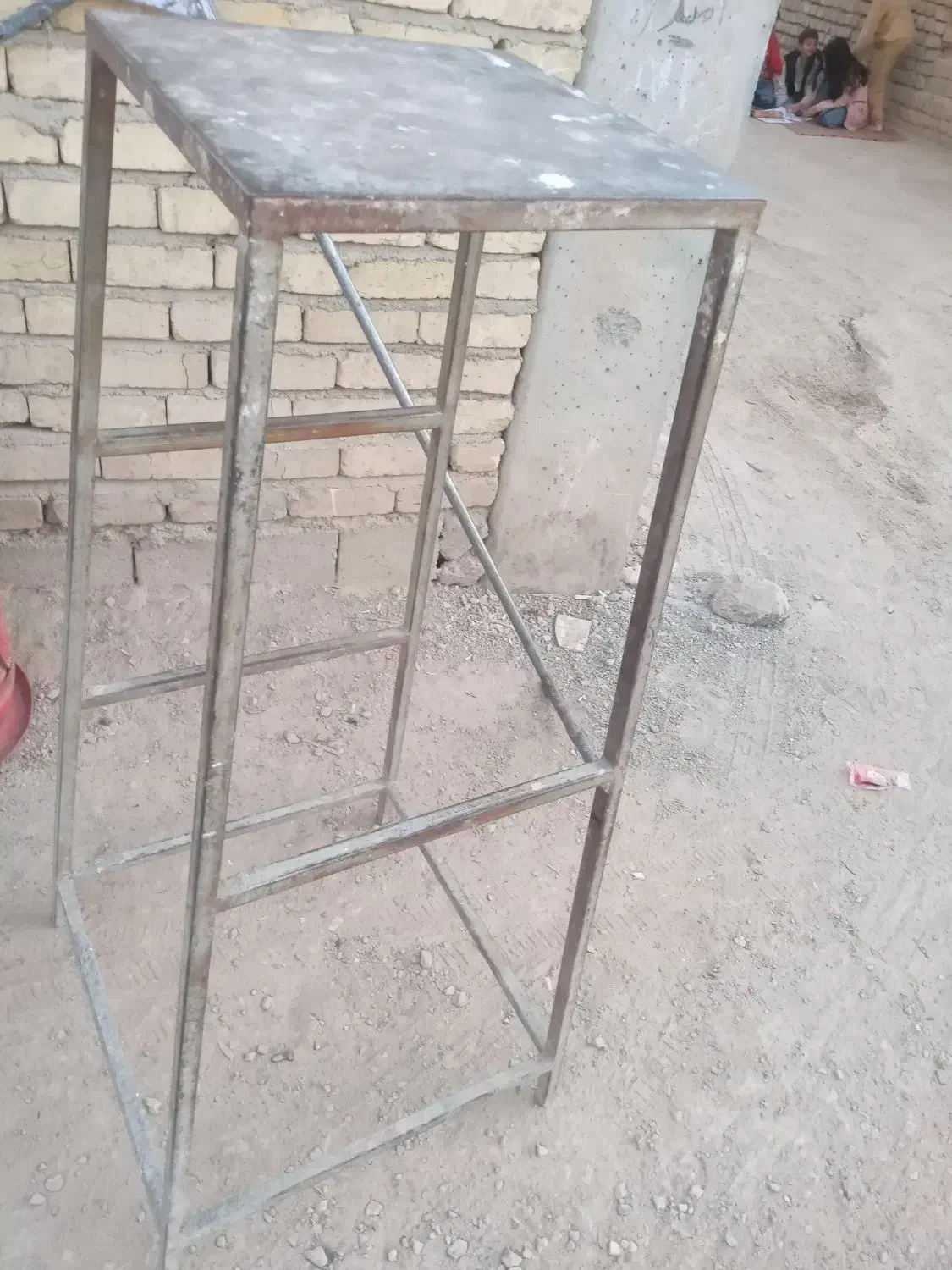 چهار پایه ۱۱۰۰|صندلی و نیمکت|خمینیشهر, |دیوار