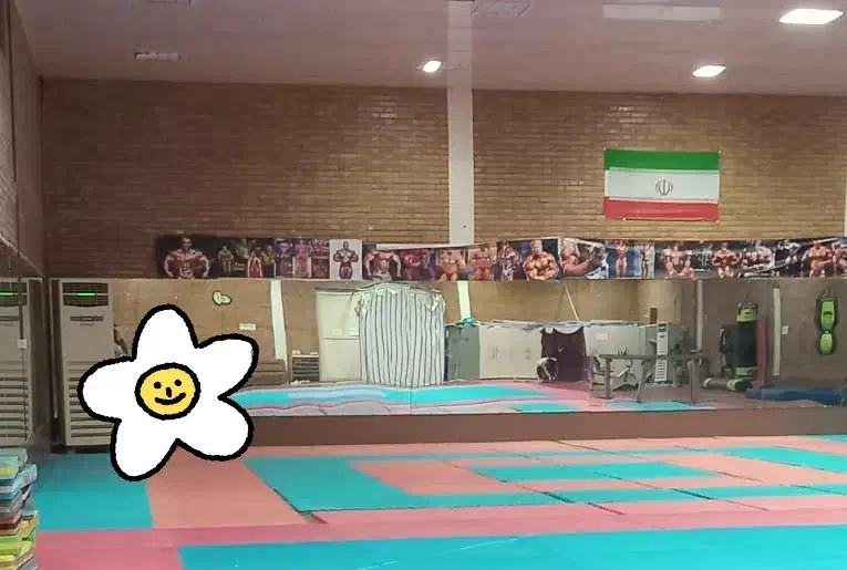 آینه قدی جهت باشگاه ویا آرایشگاه|آینه|آبادان, |دیوار