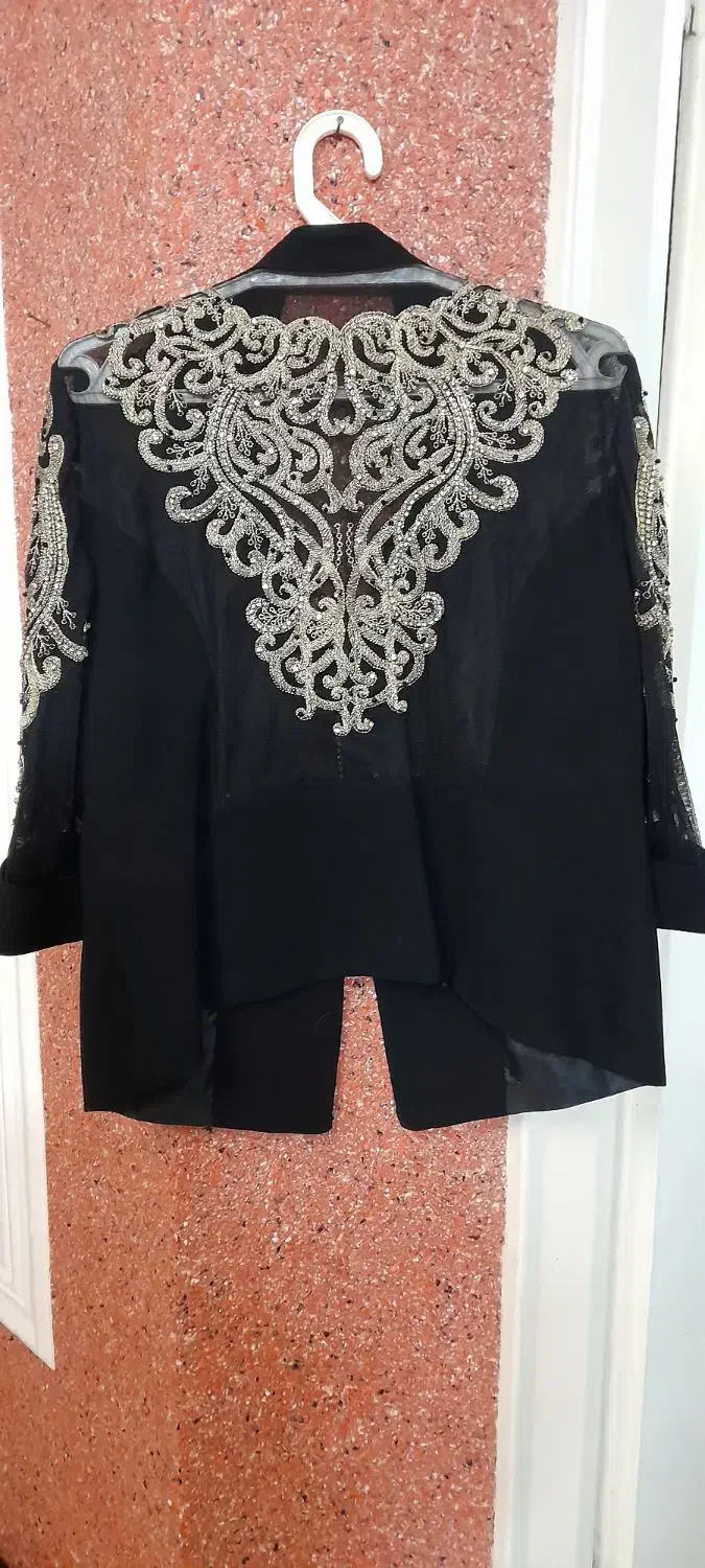 کت مجلسی سایز۴۴ فقط یک بارپوشیده شده کاملانووتمیز|لباس|ورامین, ورامین|دیوار