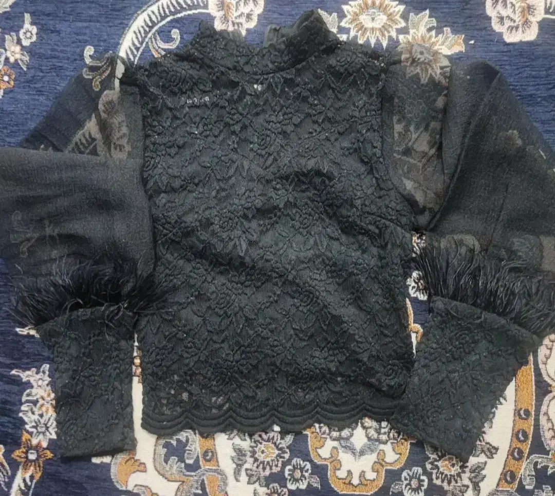 کراپ مجلسی|لباس|قم, سید معصوم|دیوار