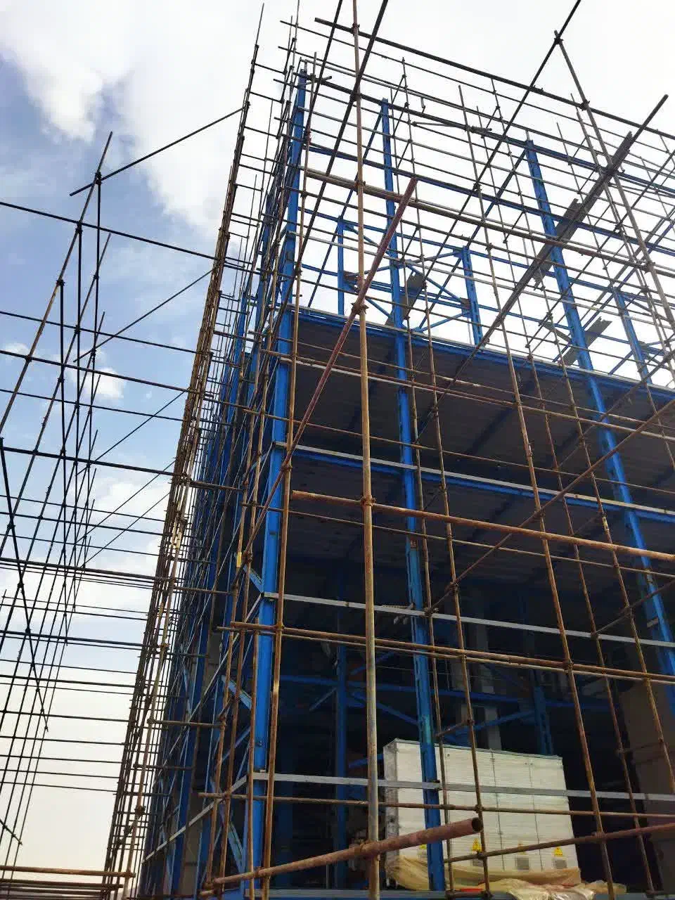 (نصب سریع  باکیفیت بالا نصاب ساندویچ پنل،پانل)|مصالح و تجهیزات ساختمان|مشهد, رضاییه|دیوار