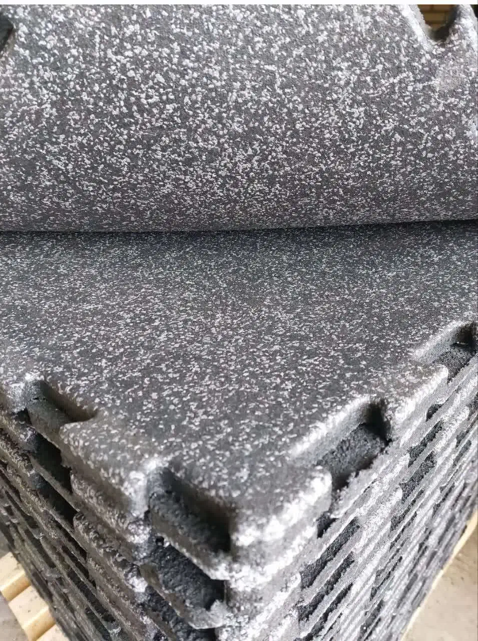 کفپوش گرانولی باشگاه بدنسازی/ صادراتی قیمت کارخانه|تجهیزات ورزشی|چهاردانگه (تهران), |دیوار