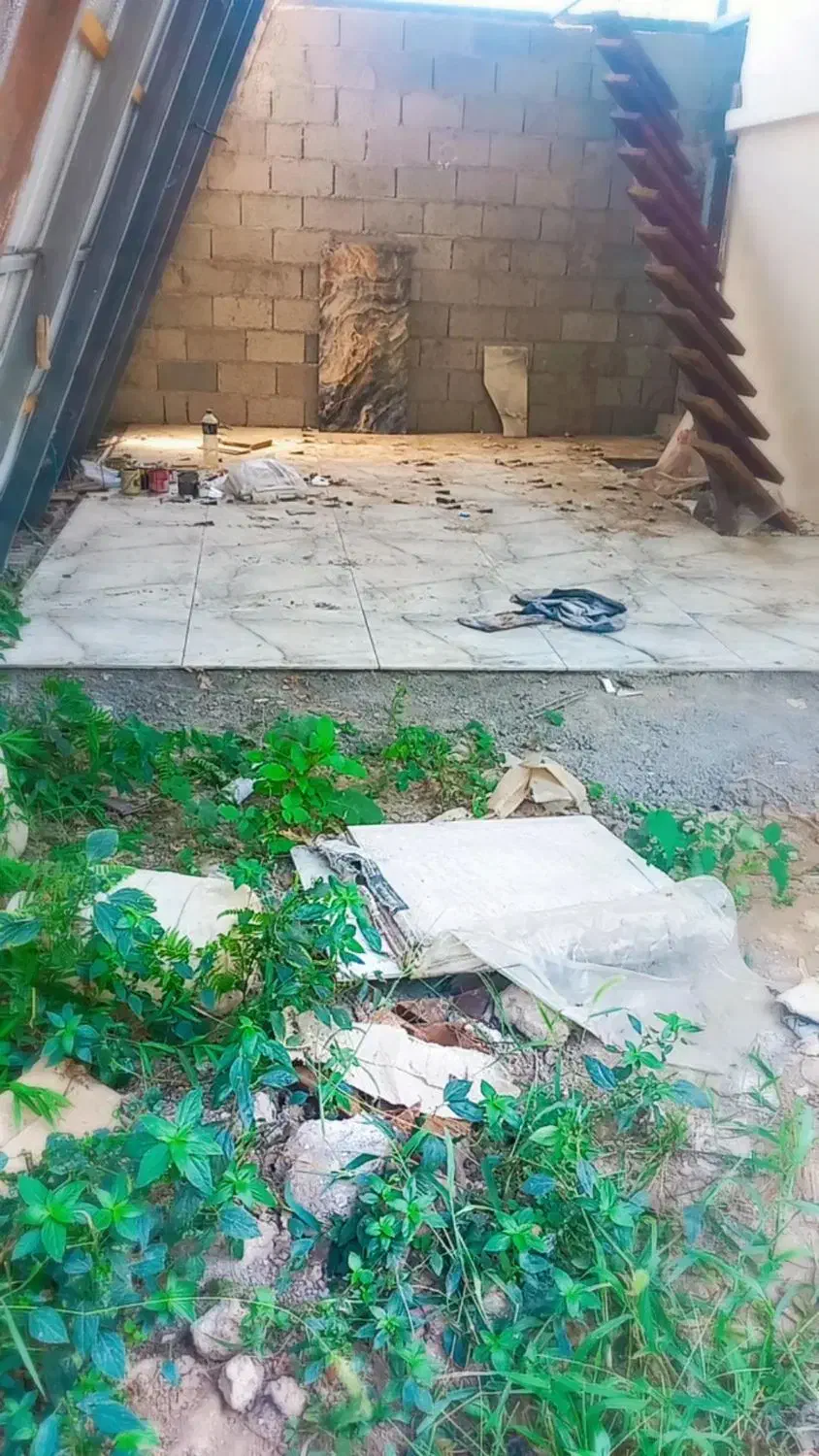 ۵۴۸متر زمین تماما مسکونی با ویلا نیمه کاره|فروش زمین و ملک کلنگی|ضیابر, |دیوار