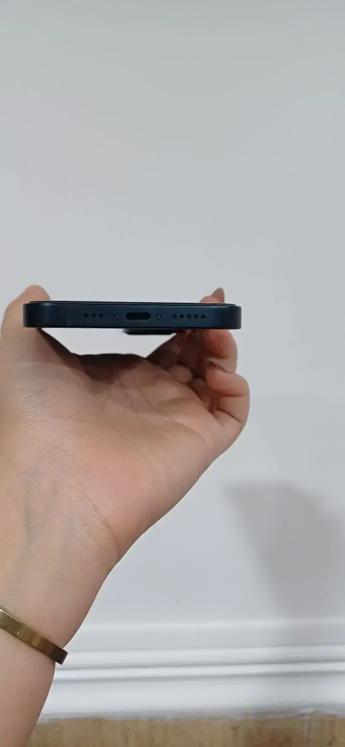 اپل iPhone 13 با حافظهٔ ۱۲۸ گیگابایت|موبایل|بوشهر, |دیوار