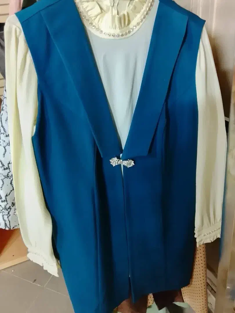 جلیقه و شلوار با بلیز سفید|لباس|کاشان, شهرک فرهنگیان|دیوار