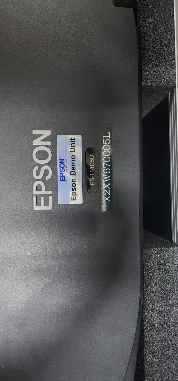 ویدئو پروژکتورهای اپسون سری pro l1500|تلویزیون و پروژکتور|تهران, ونک|دیوار