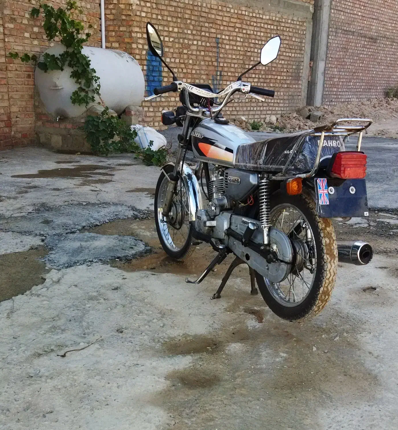 ۸۹مدارک دار ۱۲۵پنج دنده استارتی|موتورسیکلت|سقز, |دیوار