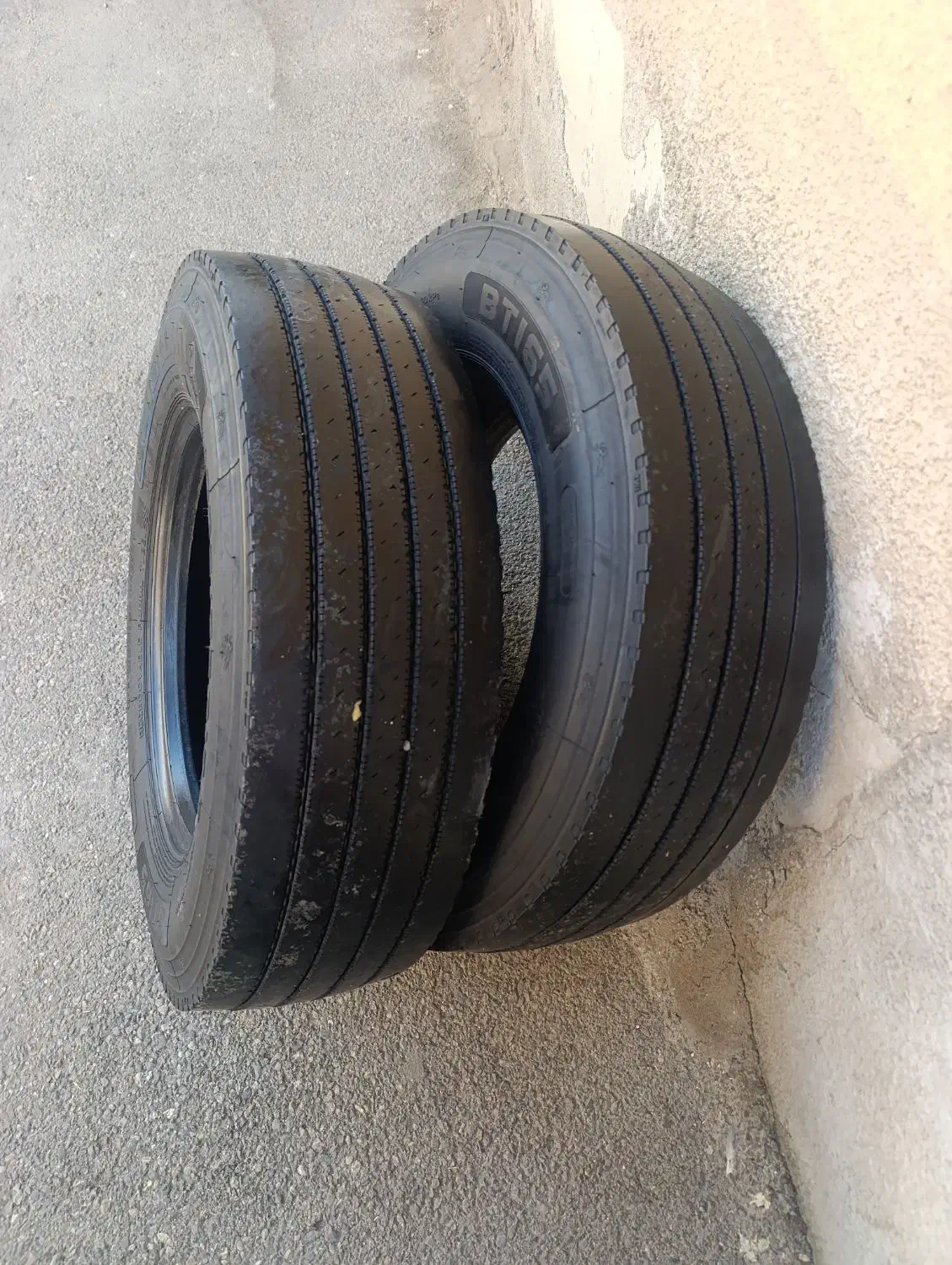 لاستیک ایسوزو|قطعات یدکی و لوازم جانبی|بروجرد, |دیوار