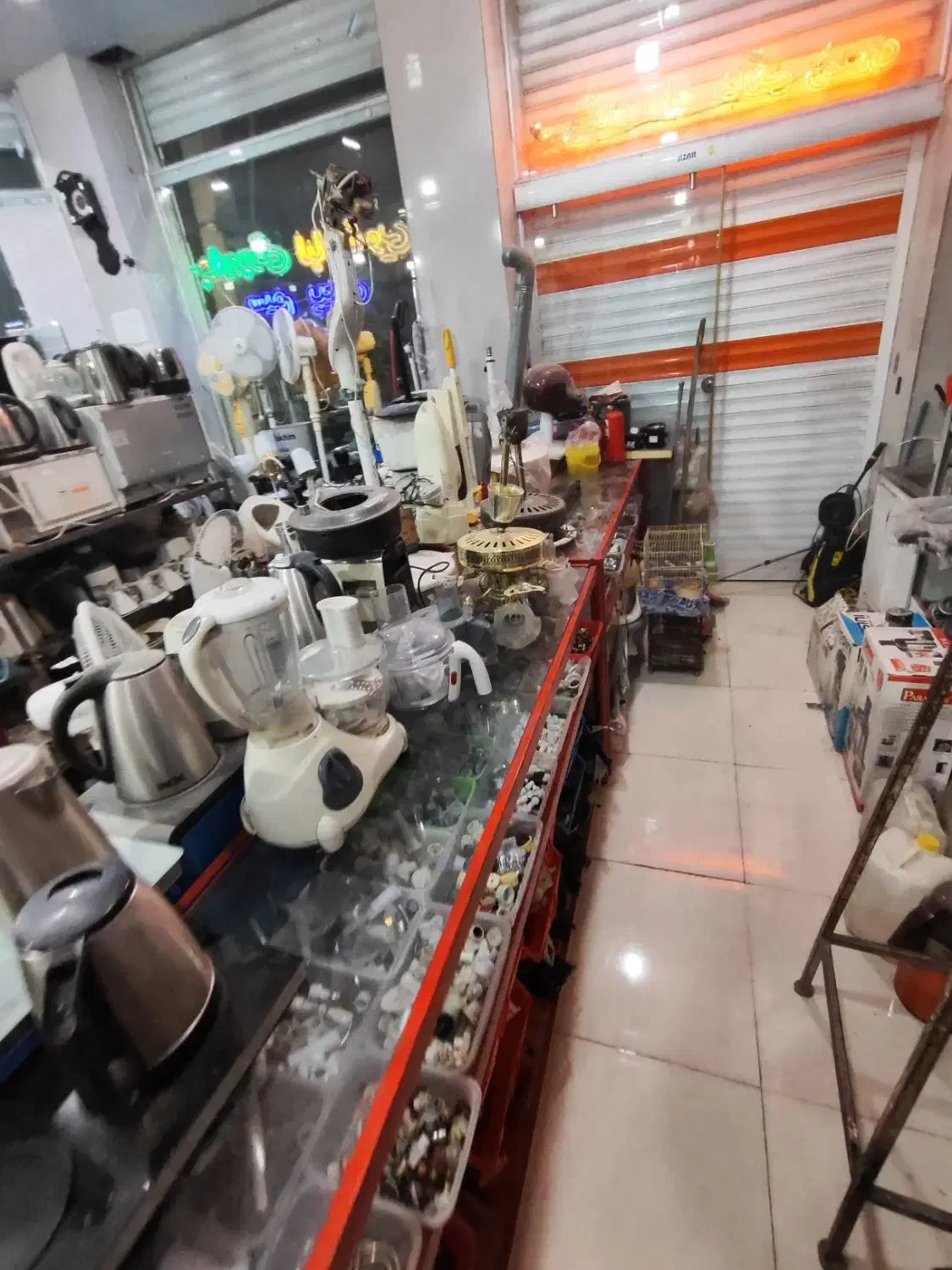 واگذاری تعمیرات لوازم خانگی|اجارهٔ مغازه و غرفه|قم, علی آباد|دیوار