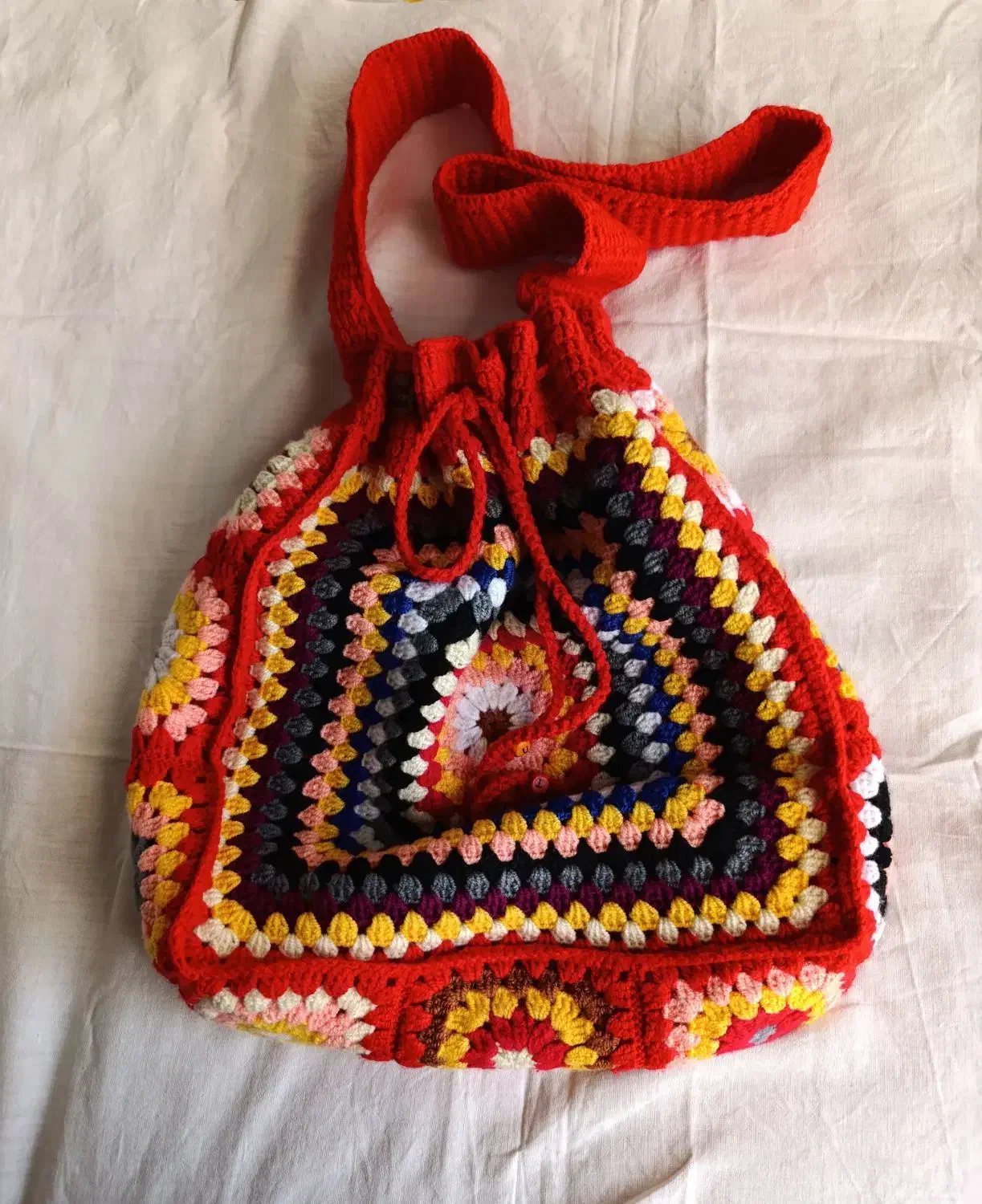 کیف های دستبافت|کیف، کفش، کمربند|کاشان, میدانگاه آقا|دیوار