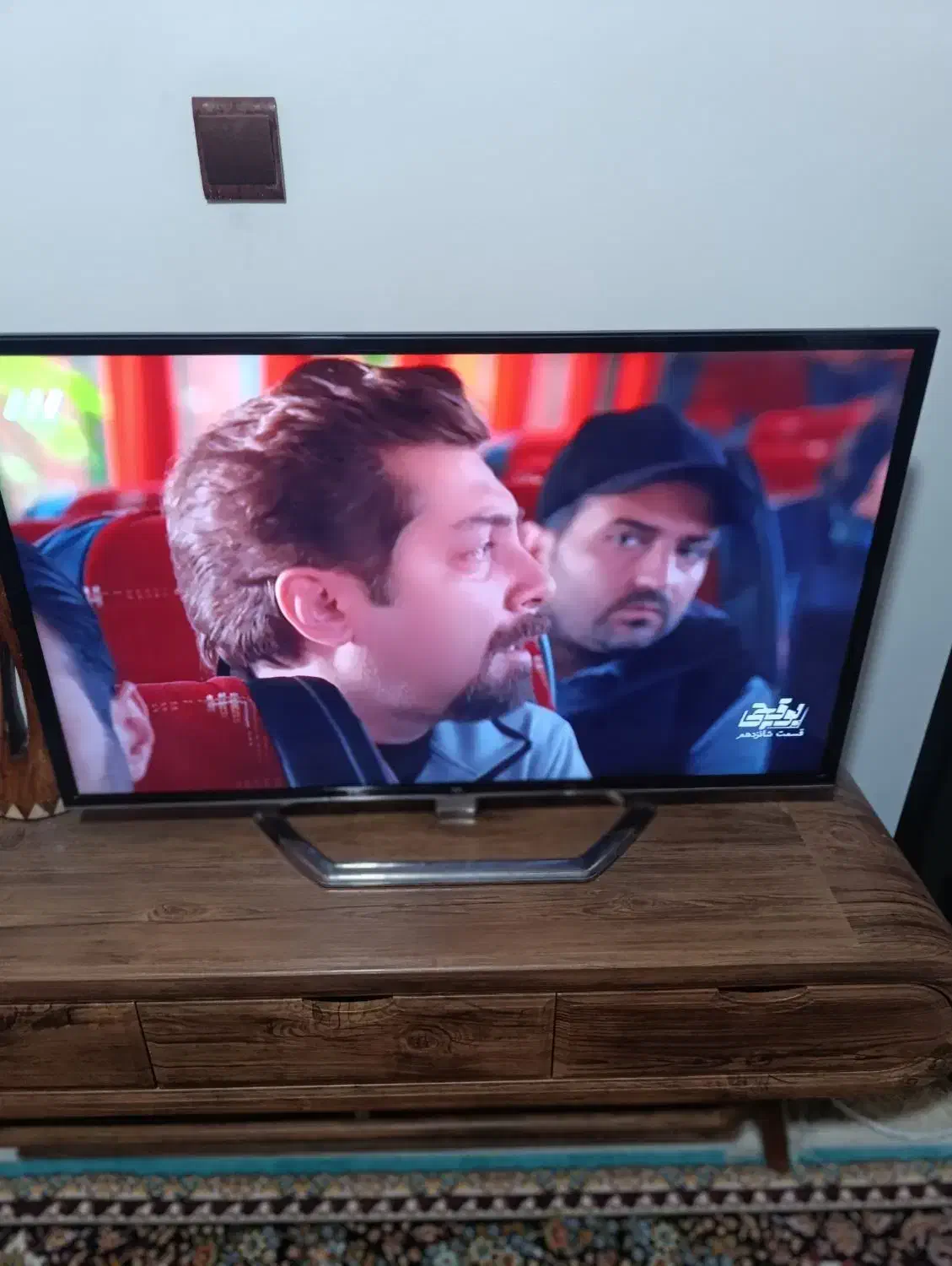 تلویزیون 46 tcl|تلویزیون و پروژکتور|کرمان, |دیوار