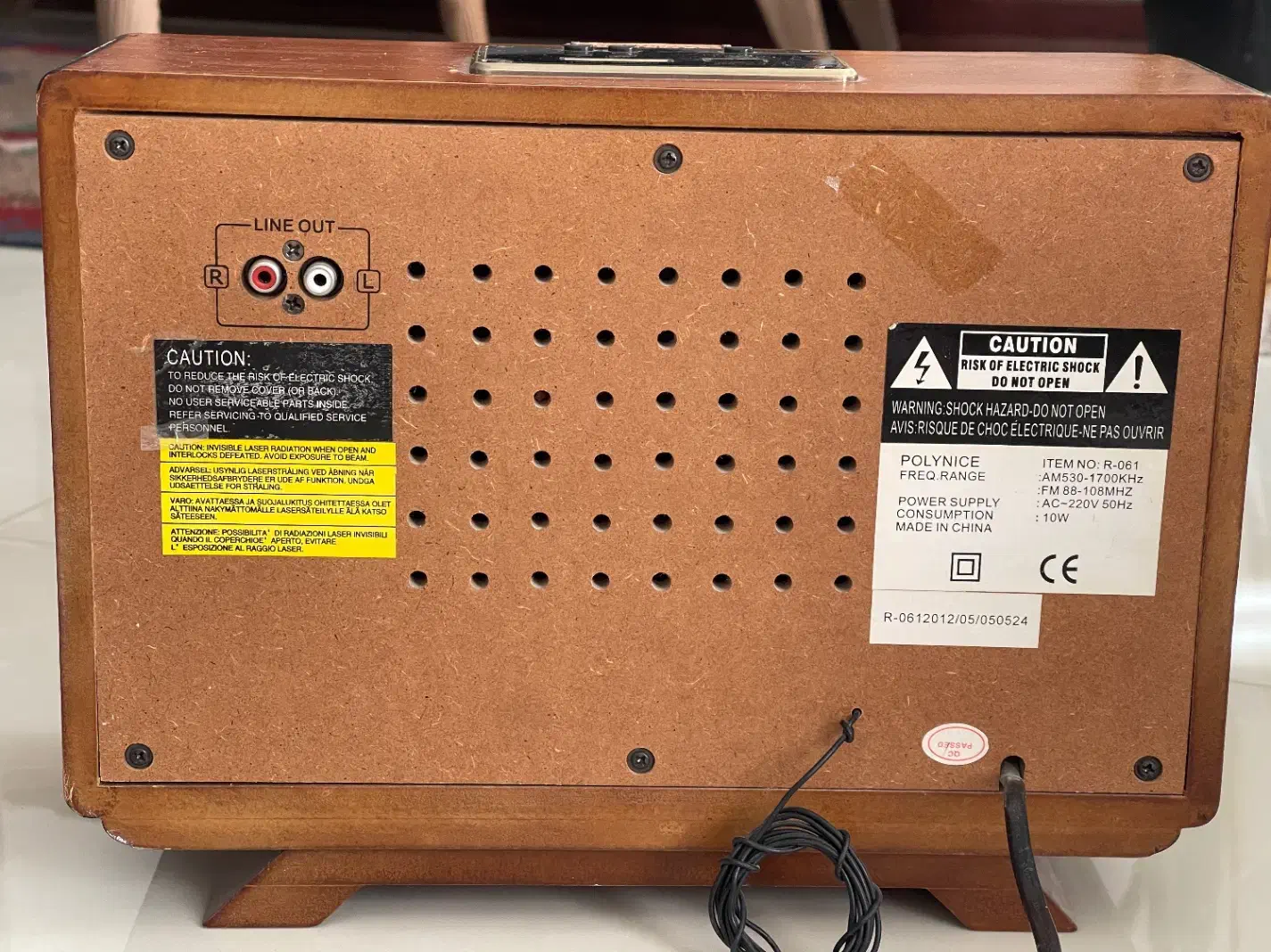 رادیو عتیقه چوبی کلاسیک|کلکسیون اشیاء عتیقه|مشهد, امیریه|دیوار