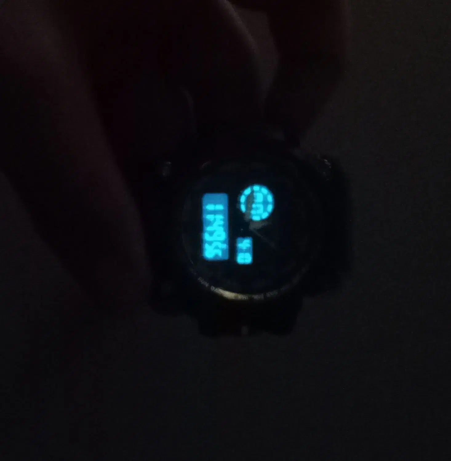 ساعت جیشاک|ساعت|کرج, باغستان|دیوار