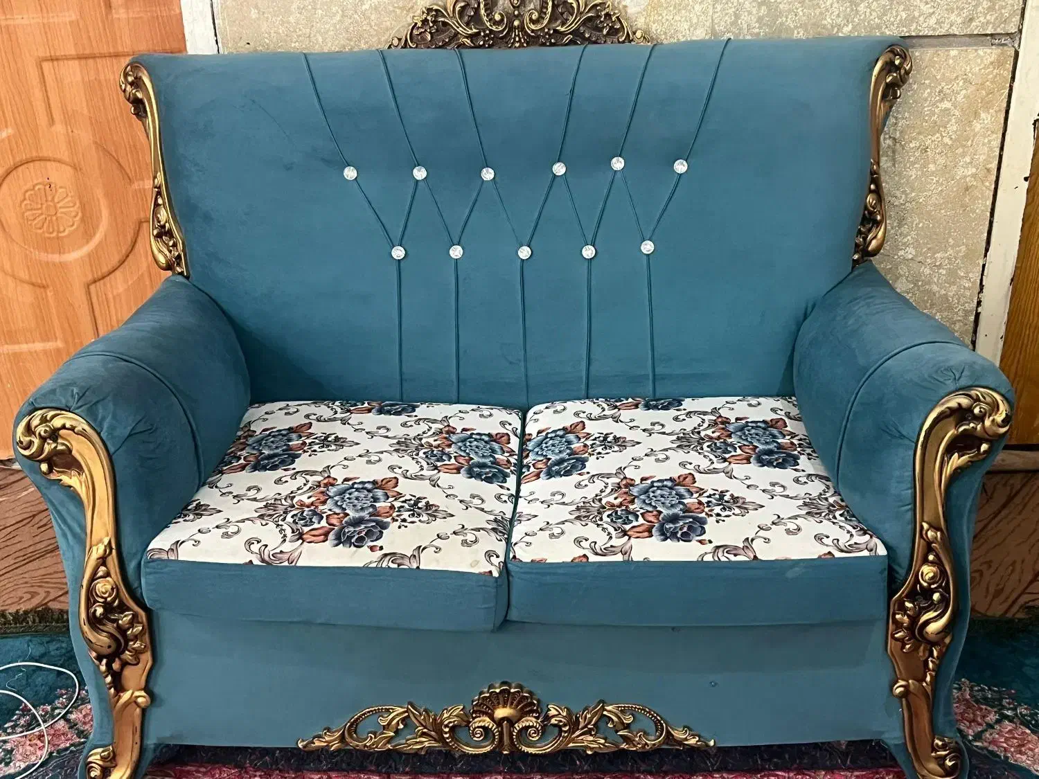 سرویس مبل 7نفره درحدنو و سالم به فروش میرسد|مبلمان خانگی و میز عسلی|بندر گناوه, |دیوار