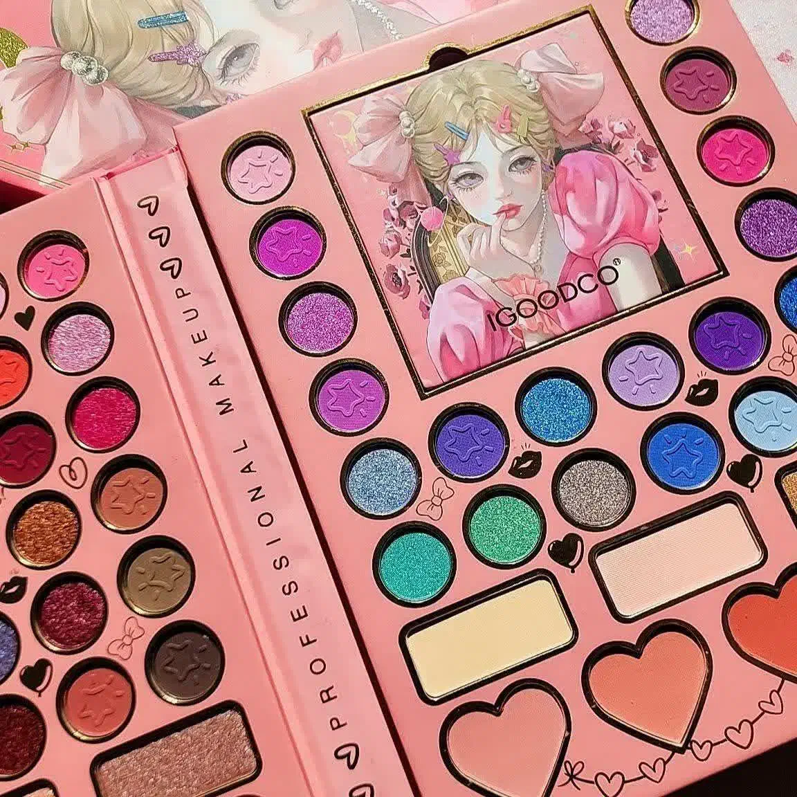 پالت سایه طرح ۷۰ رنگ جذاب|آرایشی، بهداشتی، درمانی|آران و بیدگل, |دیوار