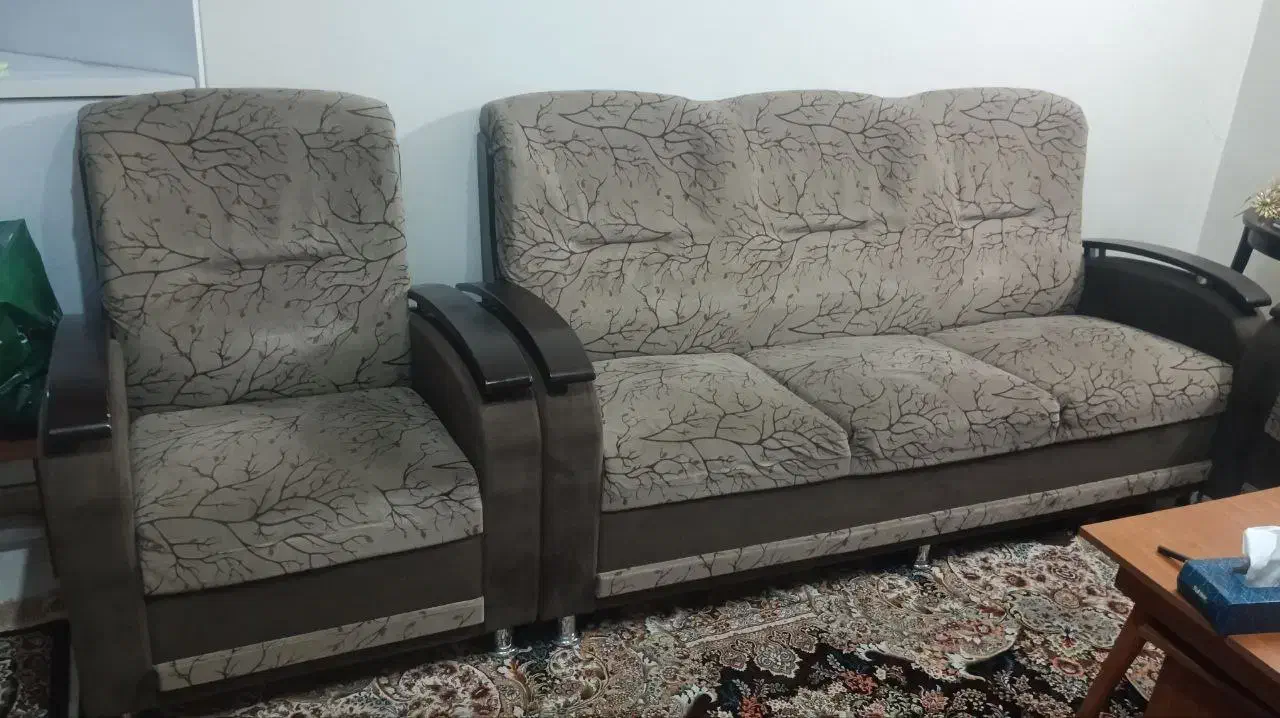 مبل هفت نفره تمیز|مبلمان خانگی و میز عسلی|تهران, گمرک|دیوار