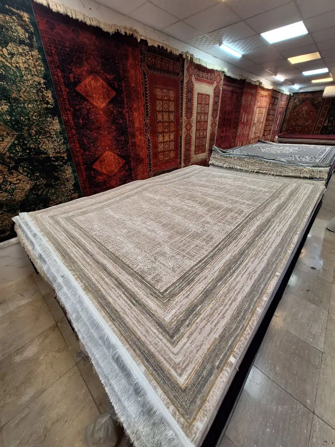 ۹ متری فرش آژند سبز کد 099|فرش|مشهد, امیر|دیوار