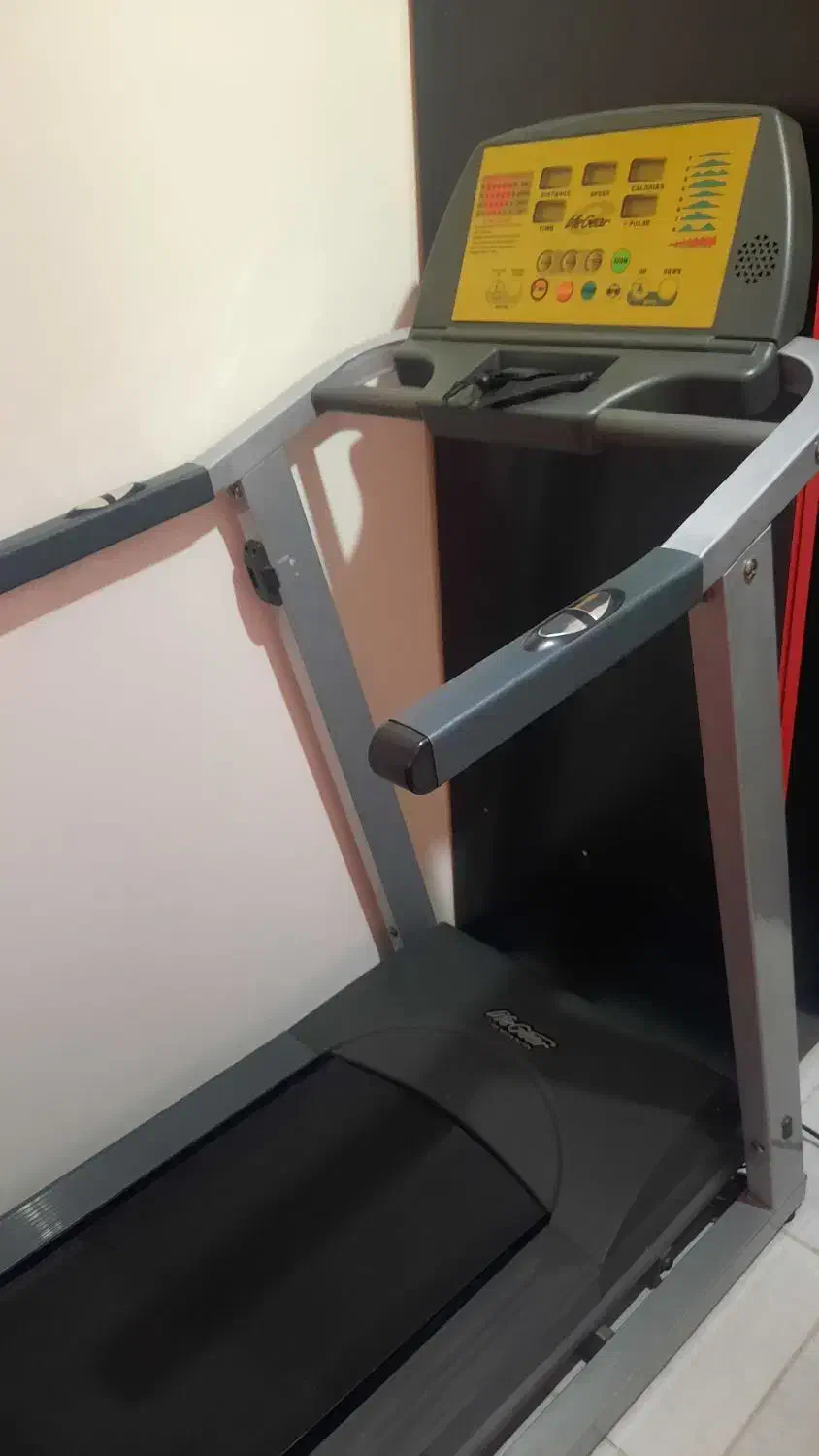 تردمیل|تجهیزات ورزشی|پرند, فاز ۶|دیوار