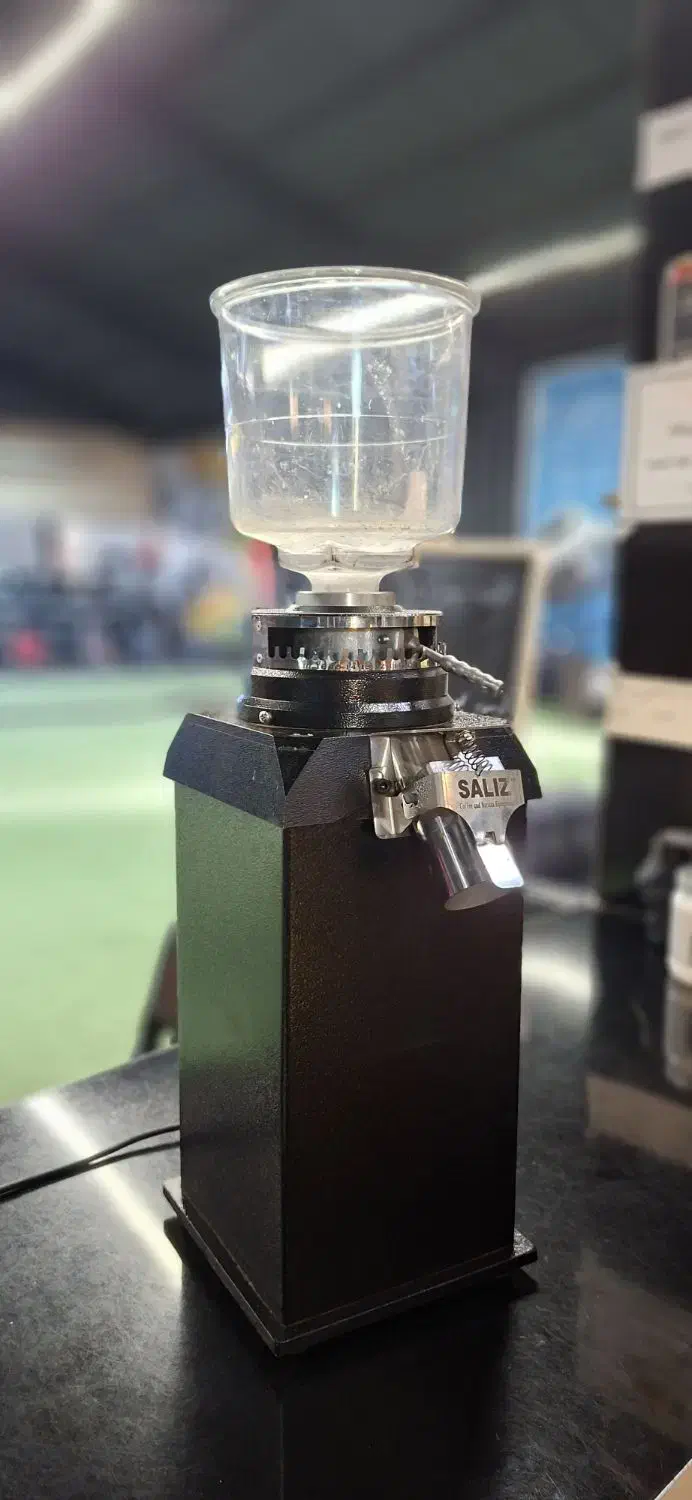 اسیاب قهوه فله زن سالیز|کافی‌شاپ و رستوران|خمینی‌شهر, |دیوار