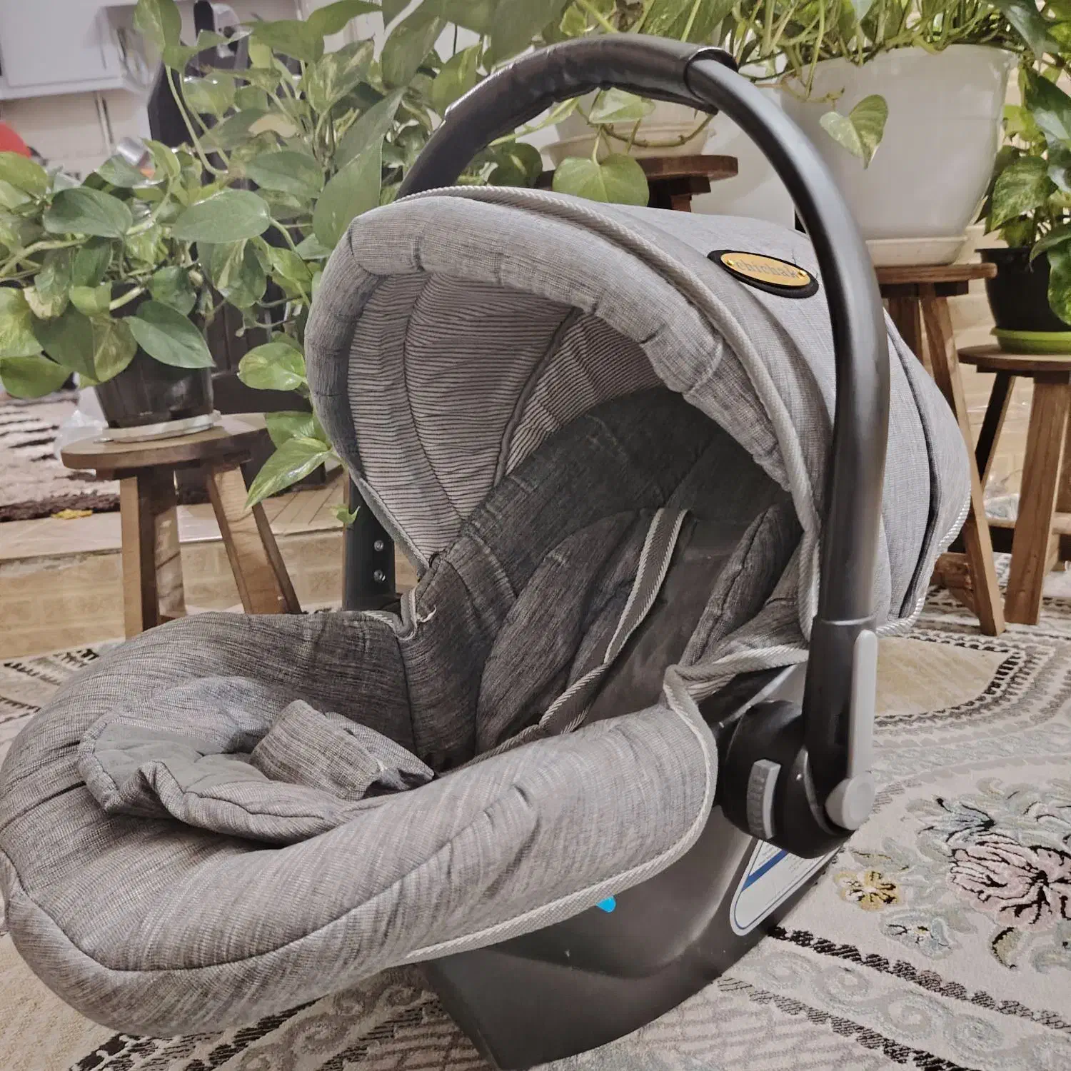 کریر نوزاد و ساک حمل|اسباب و اثاث بچه|نیشابور, کوی یغما|دیوار