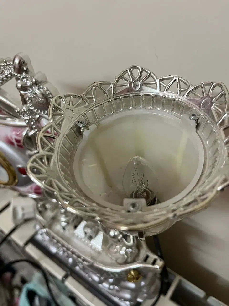 چراغ خواب ساعت دار|چراغ خواب و آباژور|تبریز, |دیوار