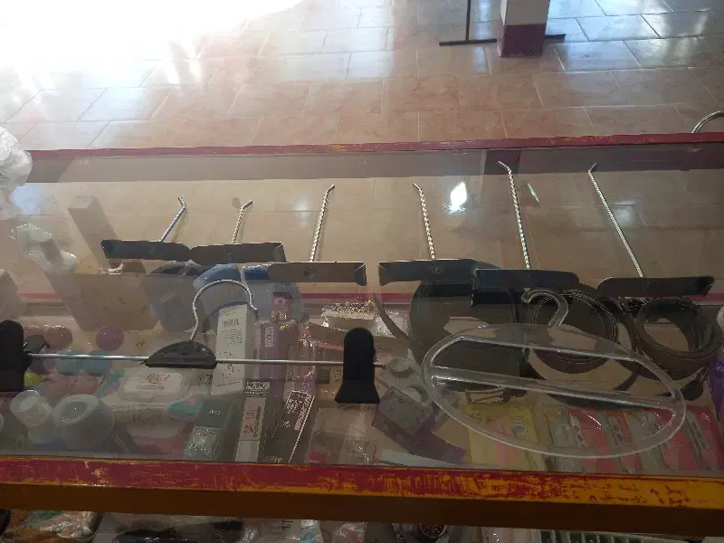 ویترین مغازه و رگال و کله مانکن|فروشگاه و مغازه|محمدیه-قزوین, |دیوار