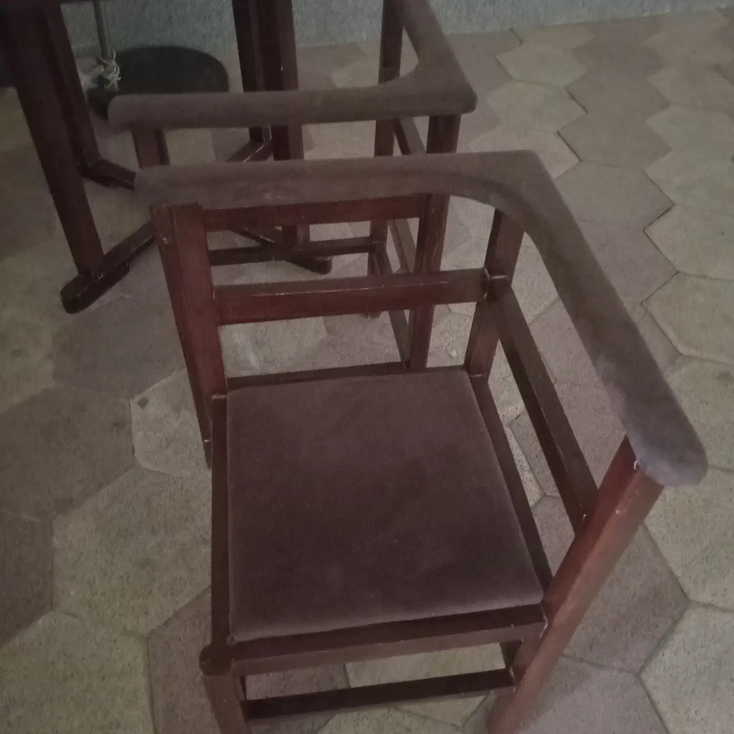 میز ۴ نفره جمع شو|میز و صندلی غذاخوری|مشهد, نیروی هوایی|دیوار