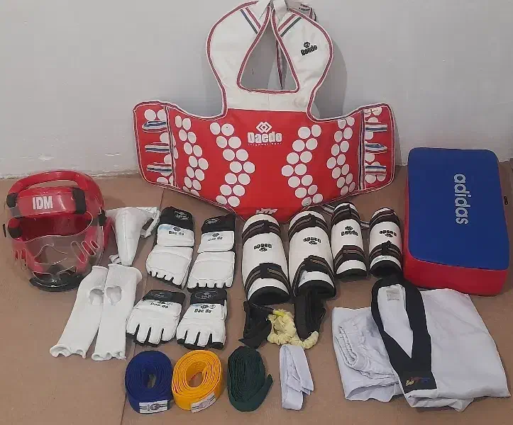 لوازم رزمی تکوآندو|تجهیزات ورزشی|ابهر, |دیوار