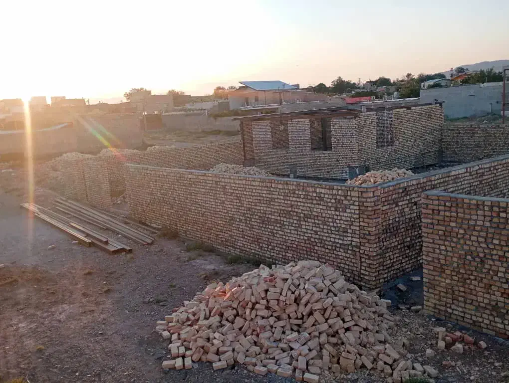 ملک مسکونی داخل بافت|فروش زمین و ملک کلنگی|سلفچگان, |دیوار