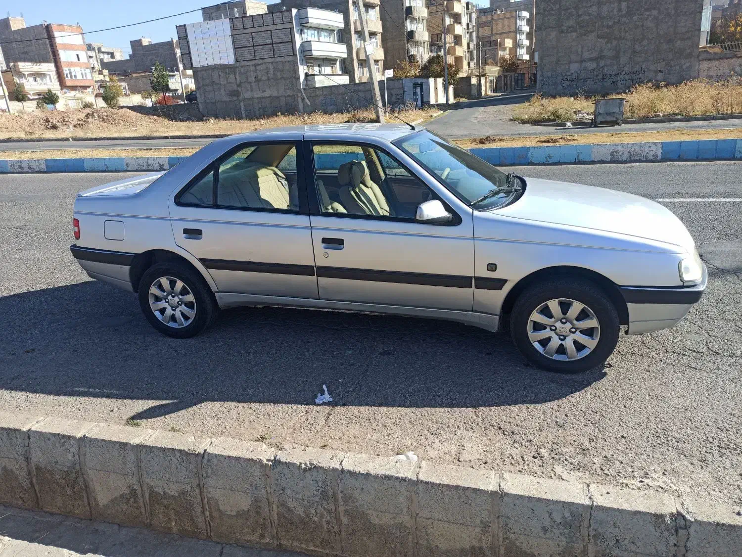 پژو SLX، 405دوگانه کارخانه مدل ۹۰ موتور1800|خودرو سواری و وانت|اهر, |دیوار