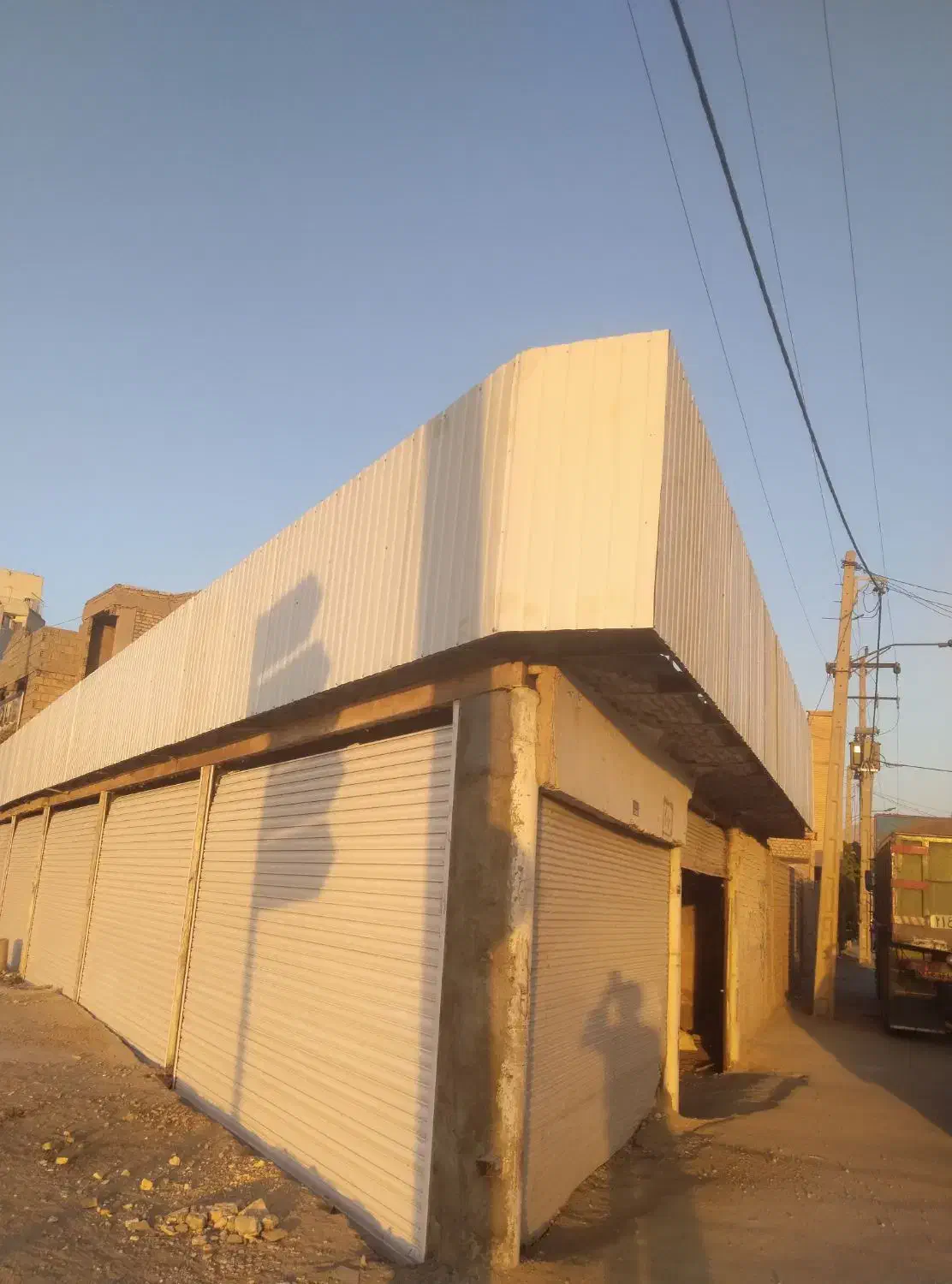 جوشکاری درب و پنجره سقف شیروانی|خدمات پیشه و مهارت|ابریشم, |دیوار