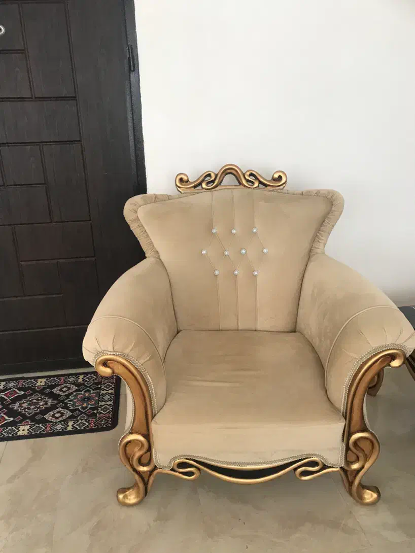 یک دست مبل هفت نفره تمیز در حدنو|مبلمان خانگی و میز عسلی|لاهیجان, شهرک سلمان فارسی|دیوار