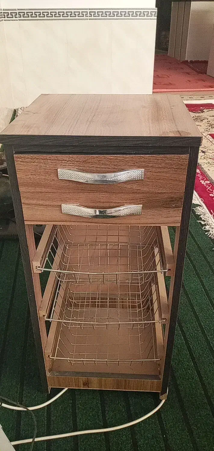 میز تلوزیون،گاز،کرسی،جا سیب زمینی وپیاز و.|اجاق گاز و لوازم برقی پخت‌وپز|سبزوار, قصبه غربی|دیوار