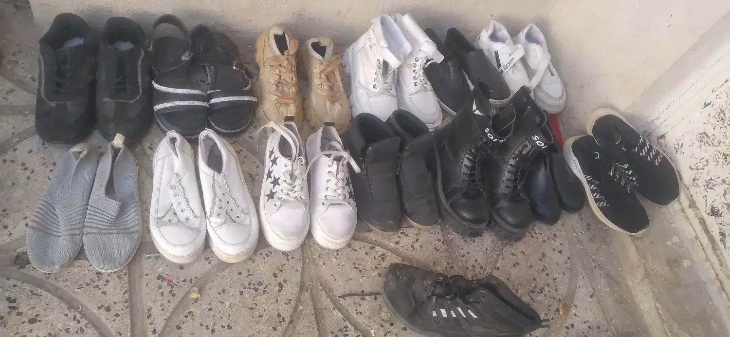 تعدادی کفش سالم|کیف، کفش، کمربند|قرچک, داوود آباد|دیوار