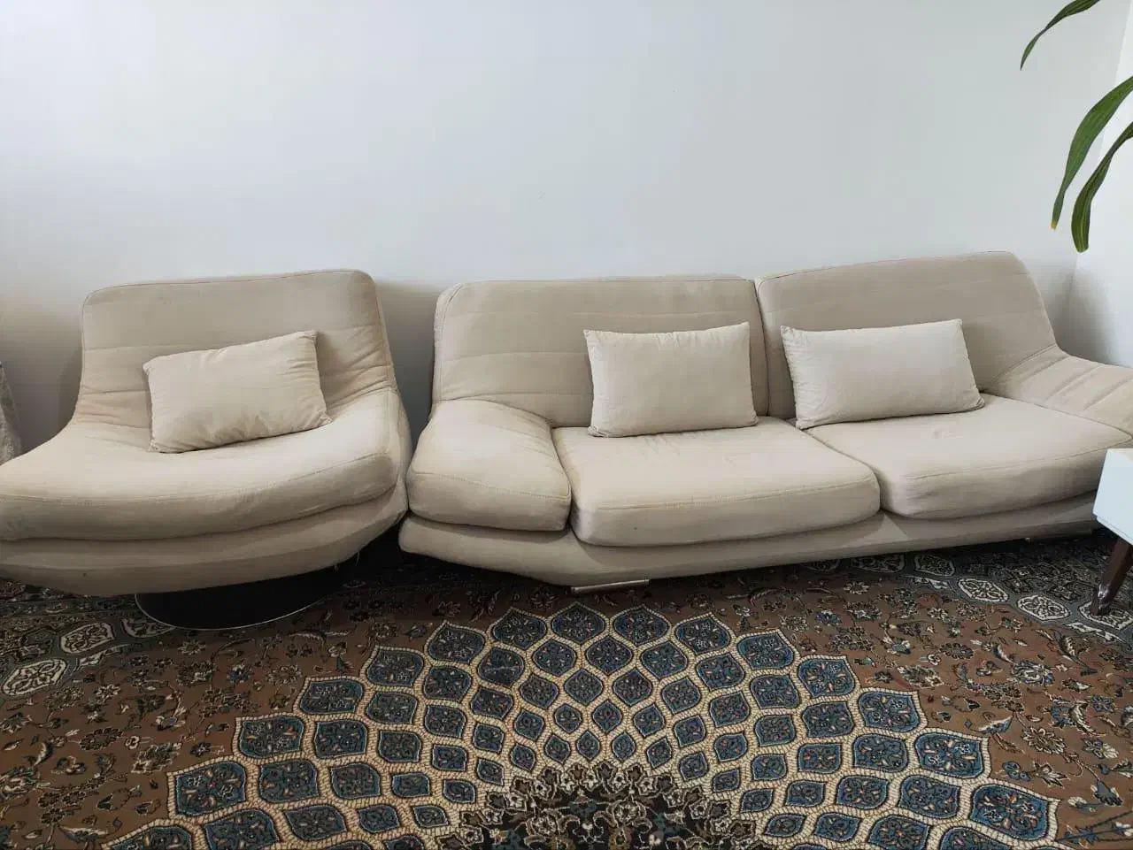 مبل هشت نفره و جلو مبلی و فرش و میز غذاخوری|مبلمان خانگی و میز عسلی|مرند, |دیوار