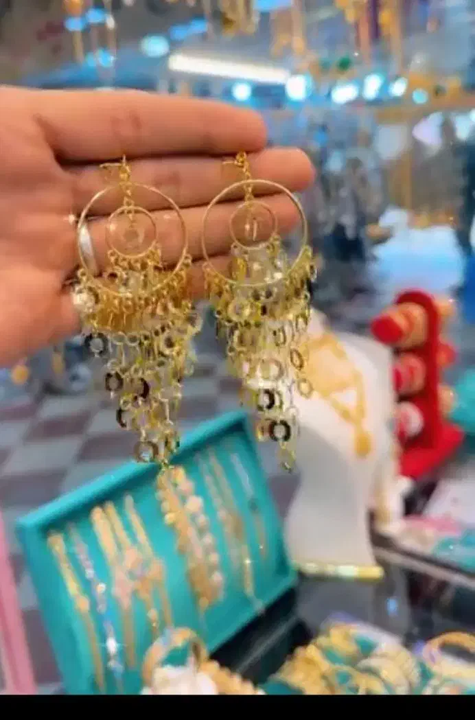 گوشواره رنگ ثابت|بدلیجات|بندر امام خمینی, |دیوار