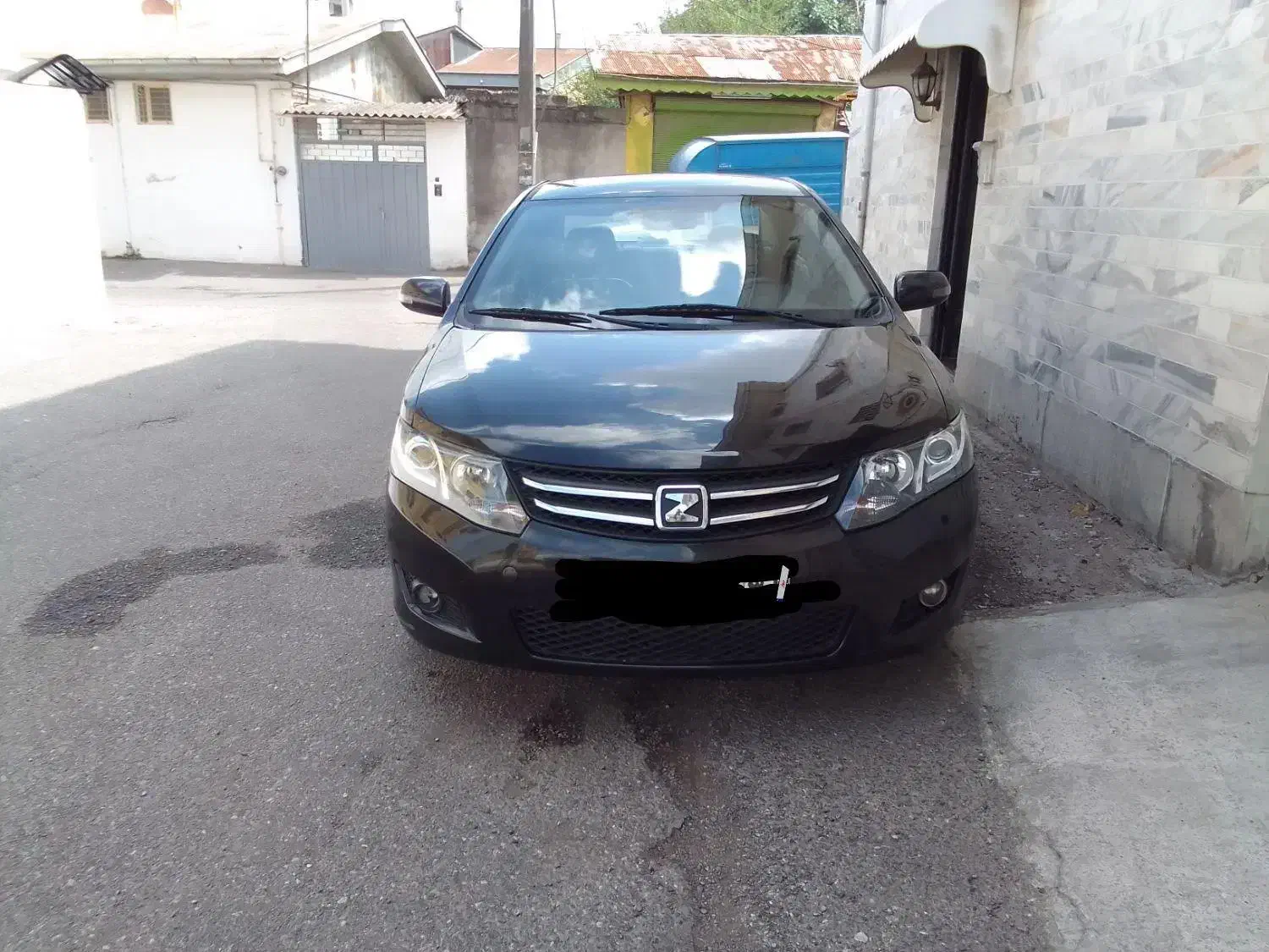 معاوضه ،فروش آریو با تصادفی|خودرو سواری و وانت|رشت, گلسار|دیوار