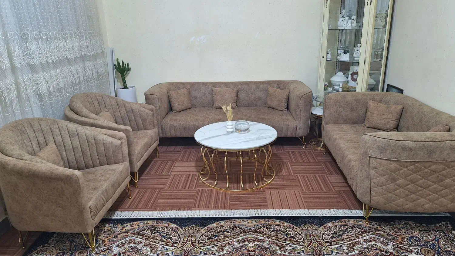 فروش مبل ۷ نفره|مبلمان خانگی و میز عسلی|میناب, |دیوار