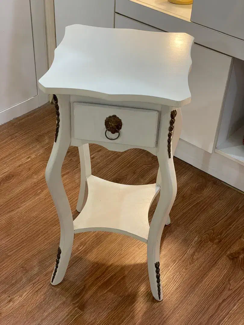 میز تلفن|میز تلفن|اهواز, سپیدار|دیوار