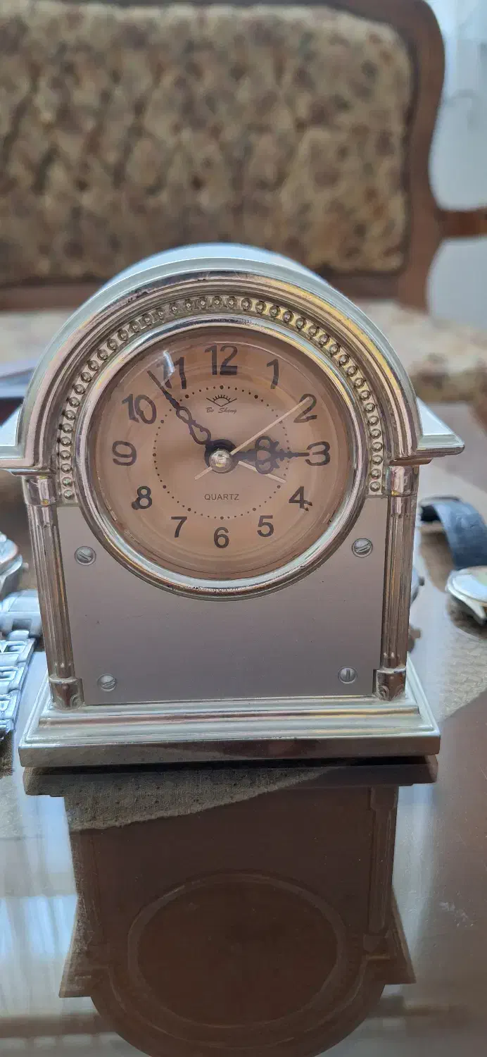 ساعت|ساعت|اندیشه, اندیشه فاز ۳|دیوار