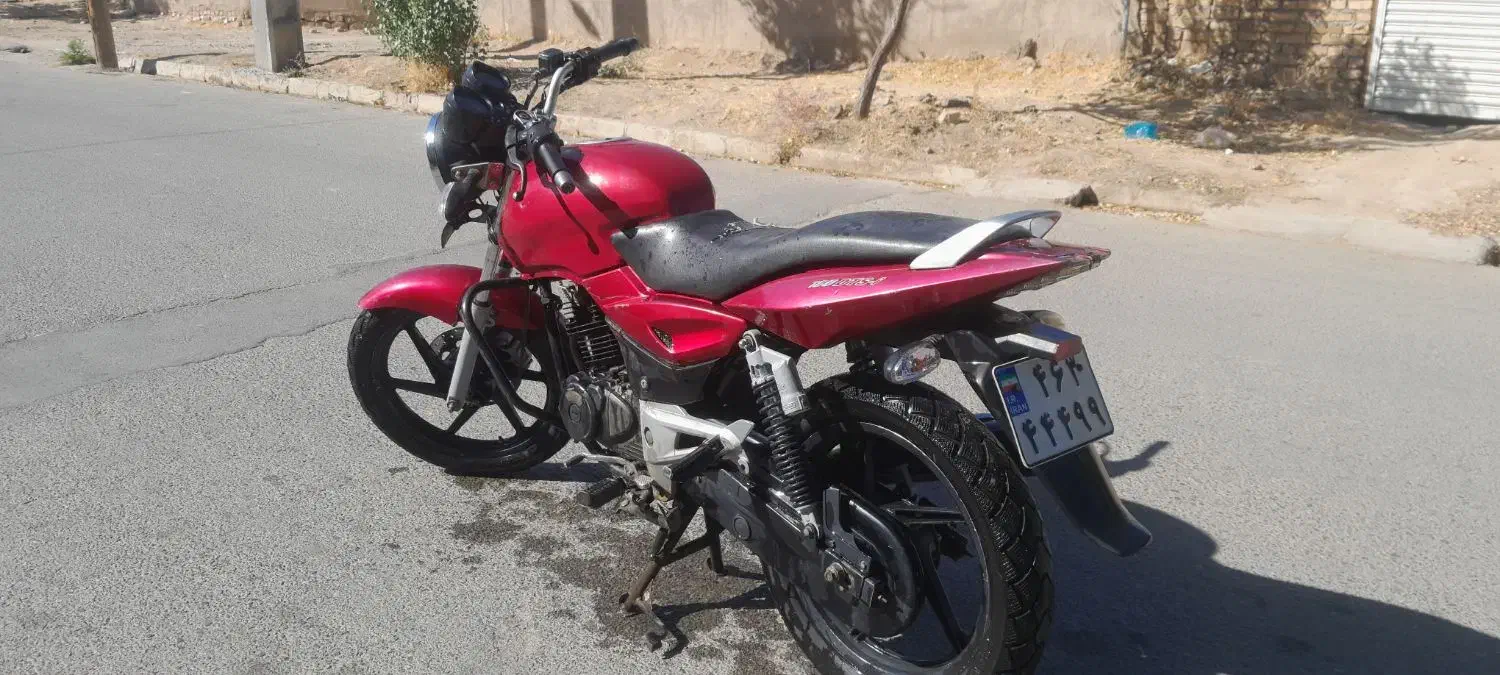 پالس 180|موتورسیکلت|قروه, |دیوار